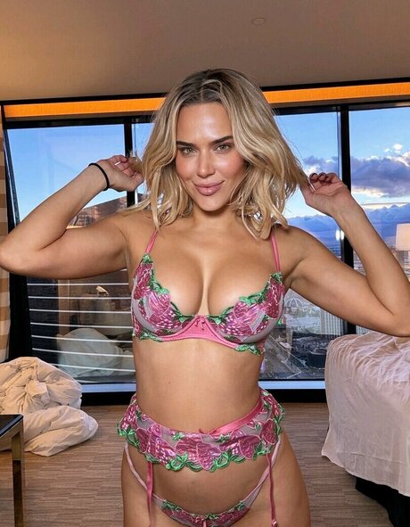 CJ Perry aka Lana modelo mejor fotos