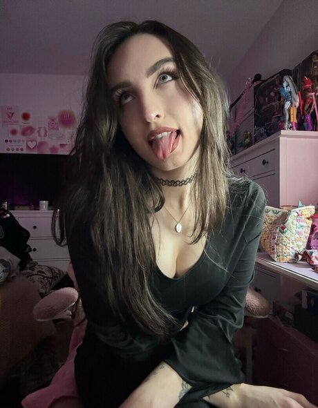 Beebee ASMR actriz galerías