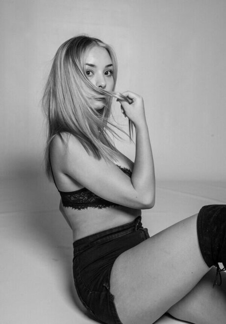 kamilalenajanicka bonita estrella fotos