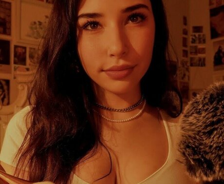 Pea Asmr actriz de desnudos galería