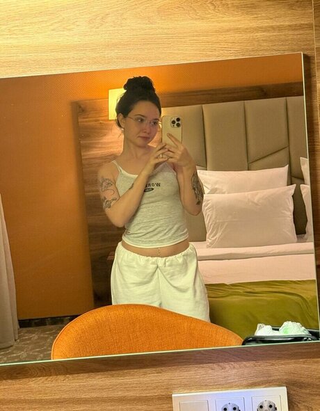 enfermera morena onlyfans desnudos perfectos archivo