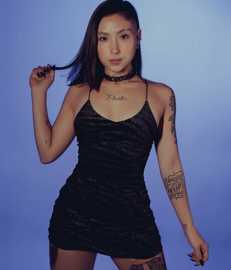 LupeHikari sexo modelo galería