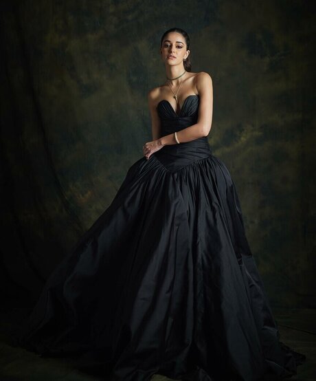 Ananya Pandey actriz desnuda imagen