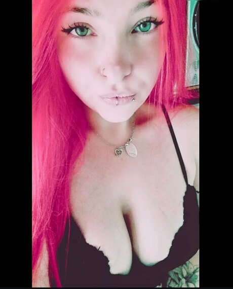 Flashinaa estrella porno en alta definición galerías