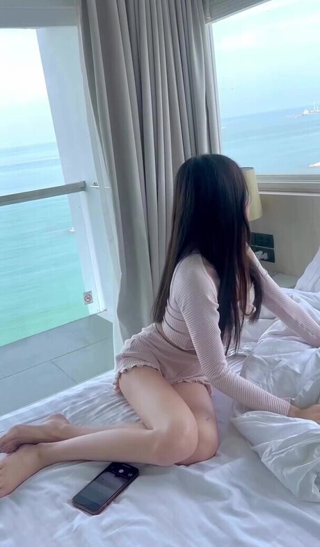 rubia con curvas onlyfans arriba hd fotos