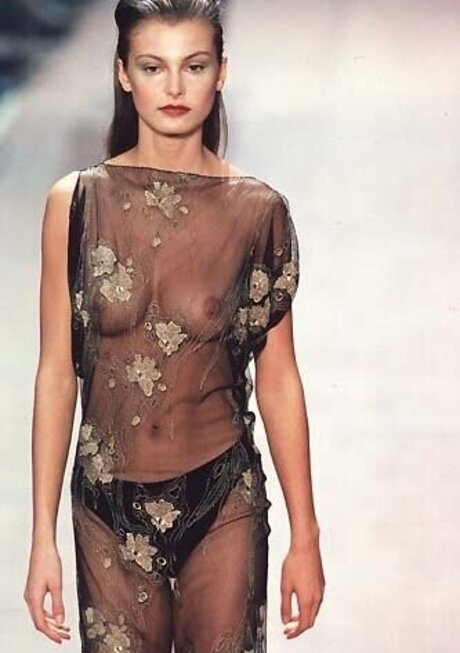 Aurelie Claudel modelo perfecto galerías