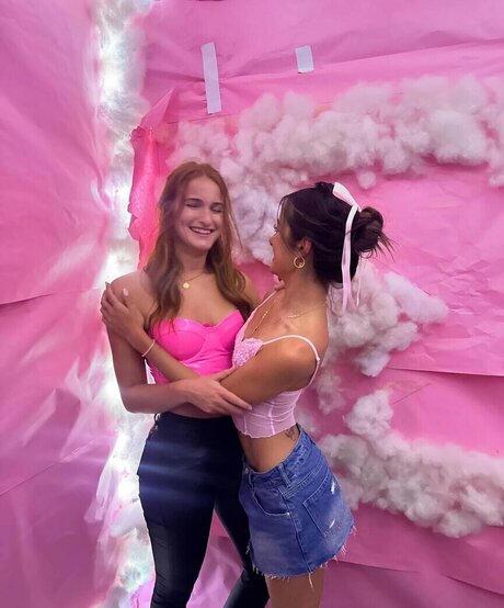 Lauren Avelina estrella porno perfecta galería