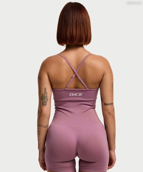 Hannaahcarolina actriz erótica fotos