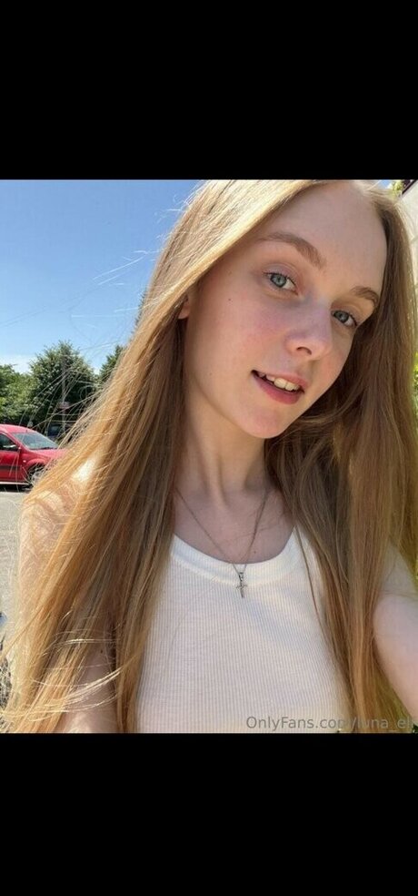 asistente de vuelo onlyfans sexy agradable archivo