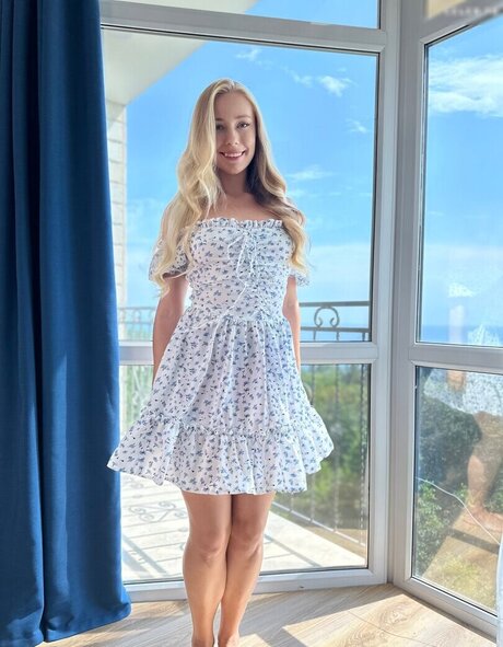 Vikaa54784 modelo erótico galería