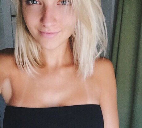 Stella The Light desnudos de estrellas fotos