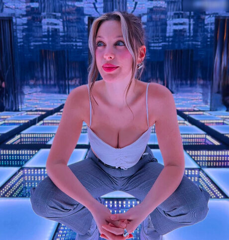 Julia Nageler sexo modelo foto