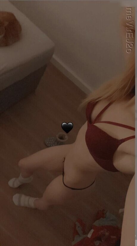 Mausistern estrella porno atractiva fotos