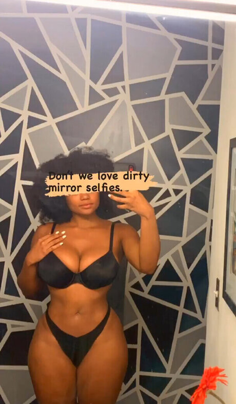 Taylor Banner actriz imágenes