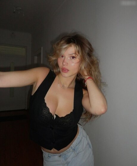 Emma Sch nborn modelo desnudos fotos