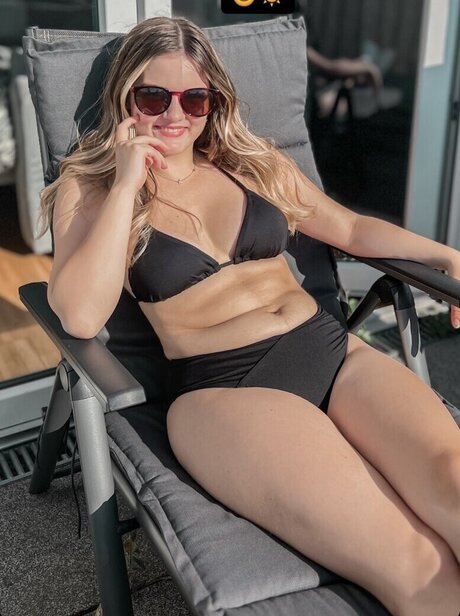 Mondwika estrella pornografica archivo