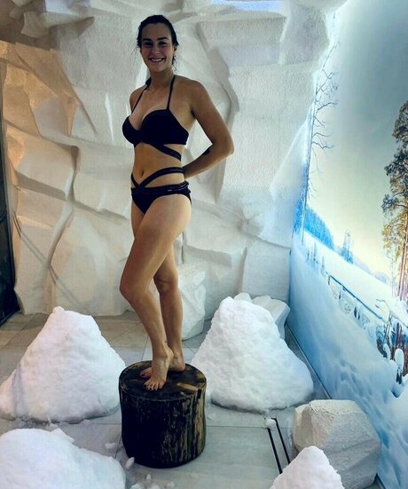 Aryna Sabalenka modelo hermosa imágenes