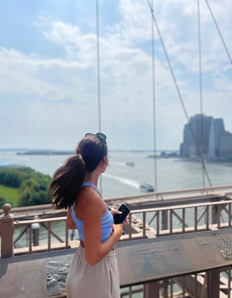 Carla Bezanson modelo gratis fotos