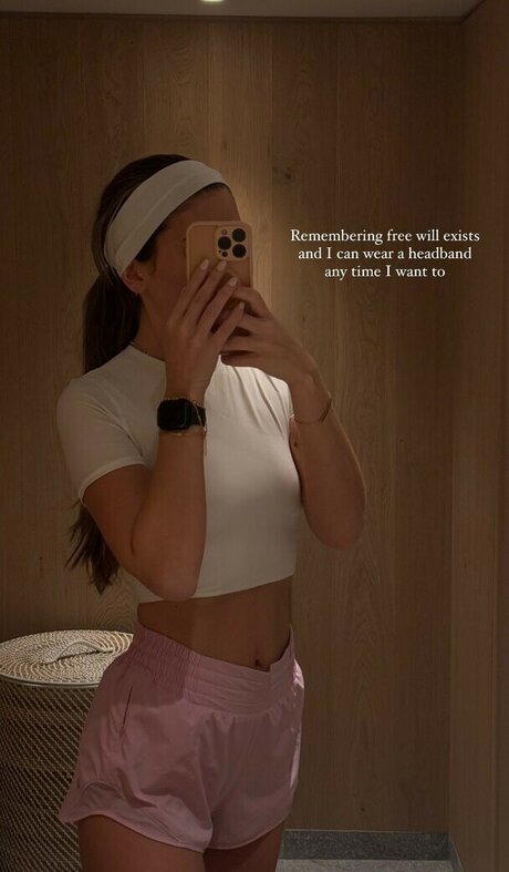 Carla Bezanson libre de estrellas galerías