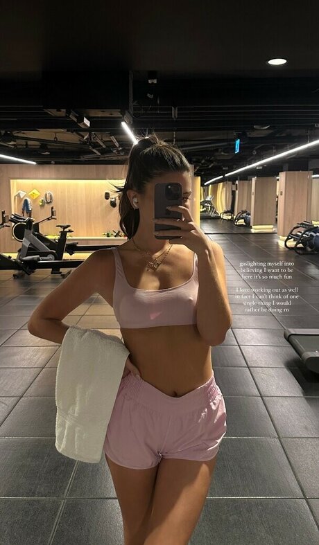 Carla Bezanson desnudos de estrellas recopilación