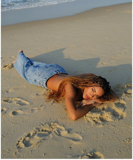 Yara Charry mejor estrella porno archivo