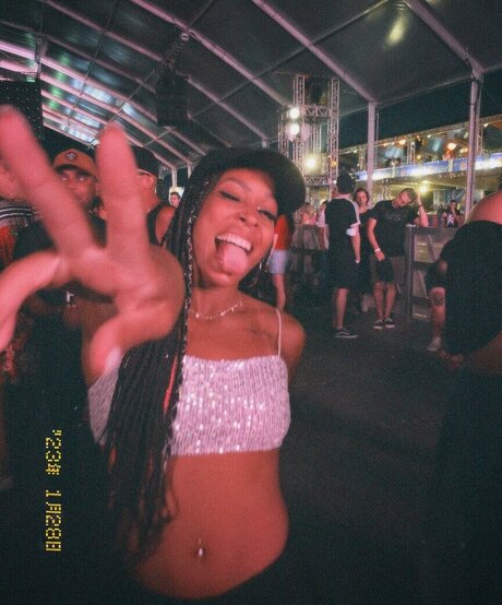 onlyfans de grandes nalgas buen porno imagen