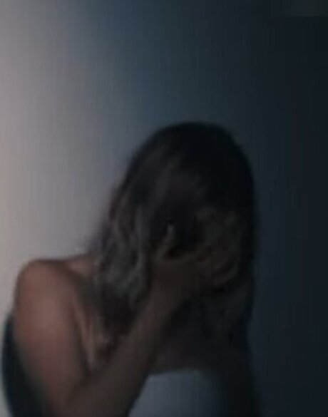 hollaura actriz atractiva imagen