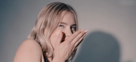 hollaura modelo fotos