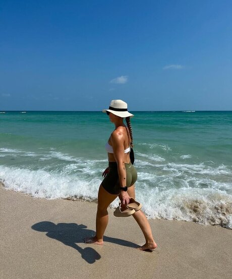 Lisa Marie Wohlmuth estrella caliente imágenes