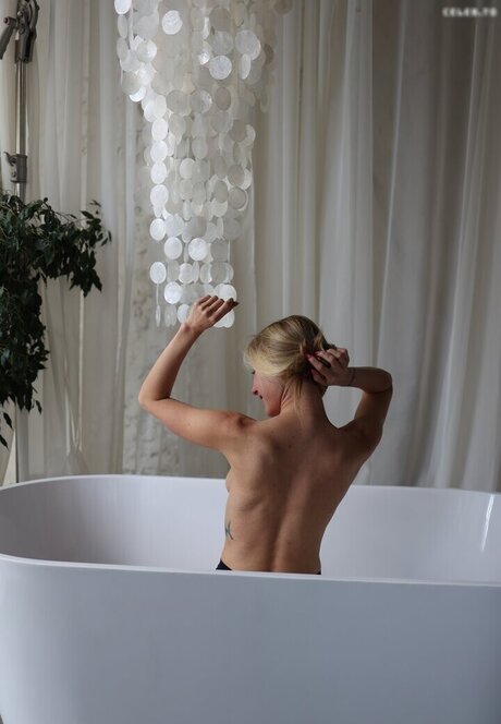 Natalie Avo_ estrella archivo