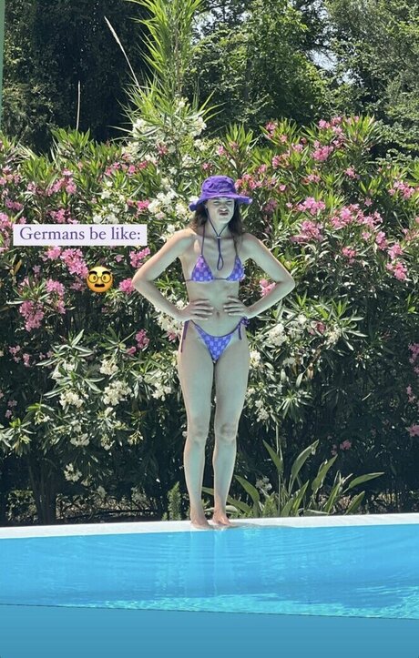 Sarah Posch estrella de alta definición foto