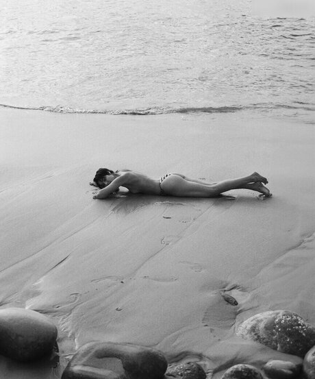 Sarah Posch estrella porno atractiva foto