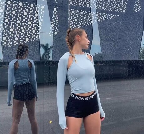 Clara Ferna ndez actriz adulta imagen