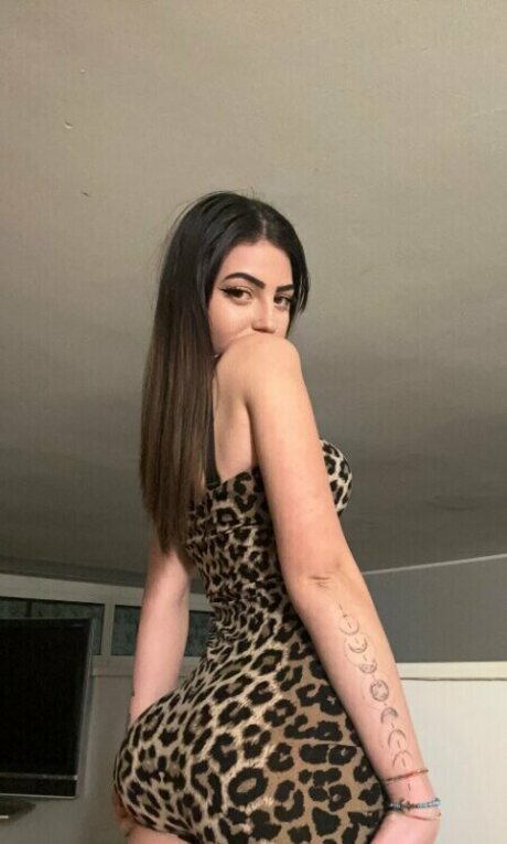 Luna Bufo modelo porno imagen