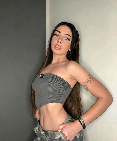 Luna Bufo modelo sexy foto