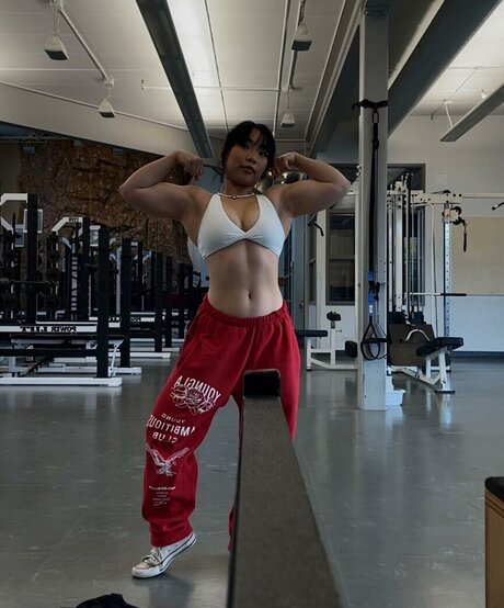 lilbignanc fit modelo superior galería