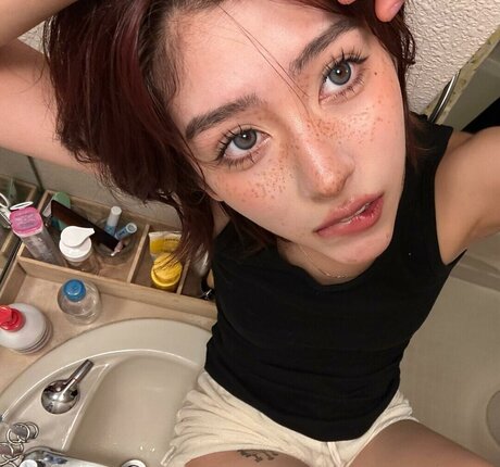 Ninonekw estrella bonita archivo