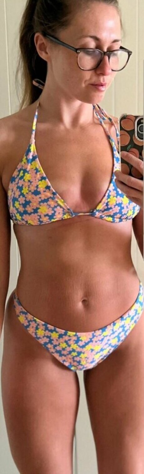 catraises modelo bonita archivo