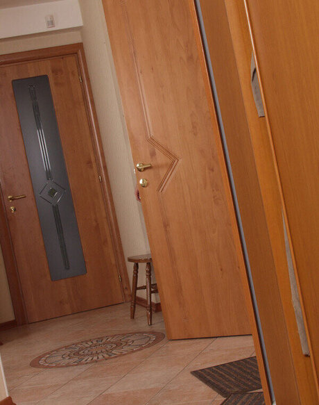 Anna Sahara hermosa modelo imágenes