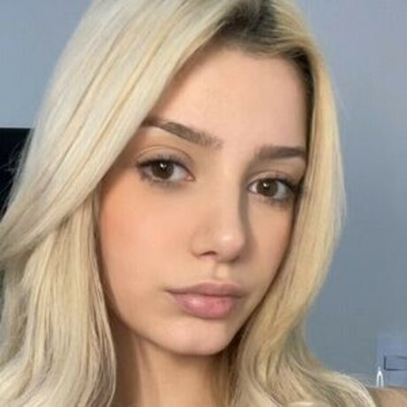 Thealexwhitee estrella caliente imágenes