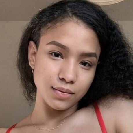 ellie blaketv modelo sexy fotos