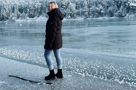 Luna Zuhause hermosa actriz recopilación