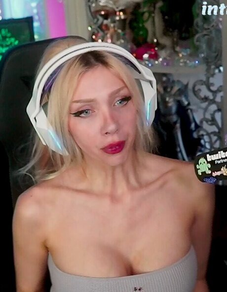 Intraventus estrella porno hermosa galerías