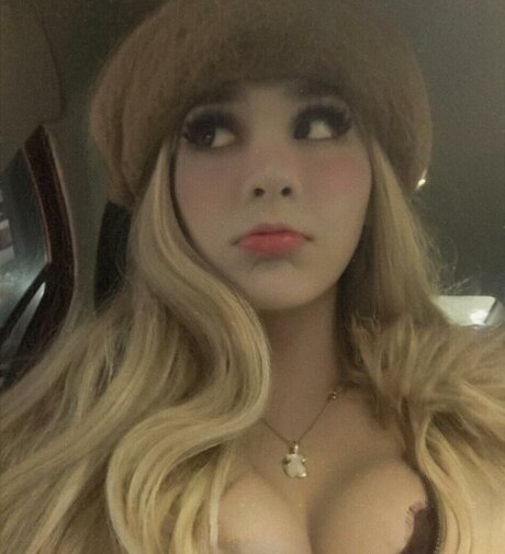 anasophg bonita estrella porno imagen