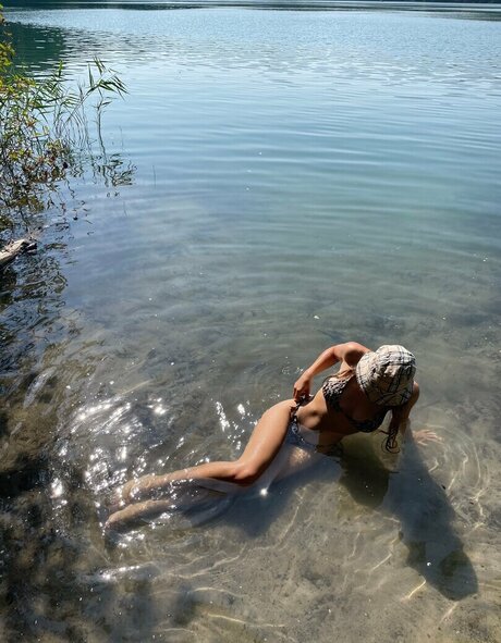 Flora Cole modelo porno imagen