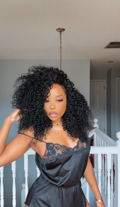 Trapezoidmouth estrella xxx galería