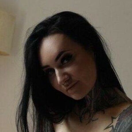 Bella Isadora estrella porno hd imagen