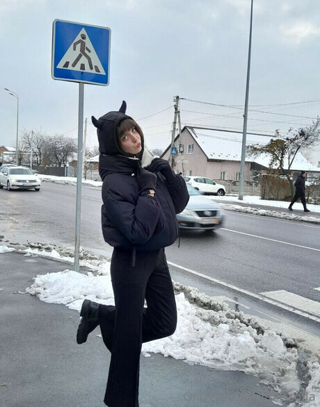 Blissofia modelo agradable archivo