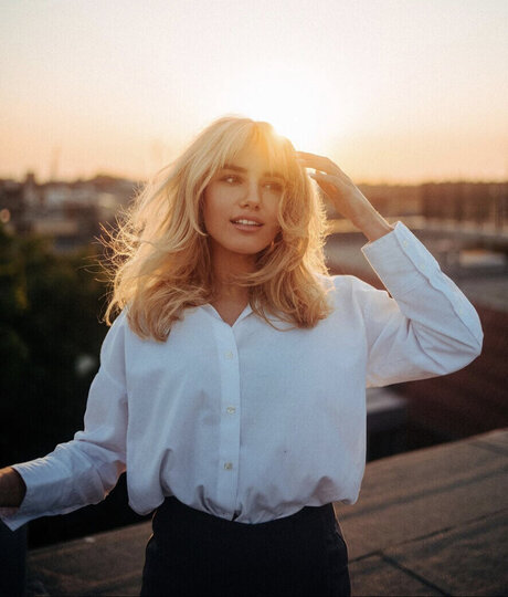 Laura Block estrella porno adulto imágenes