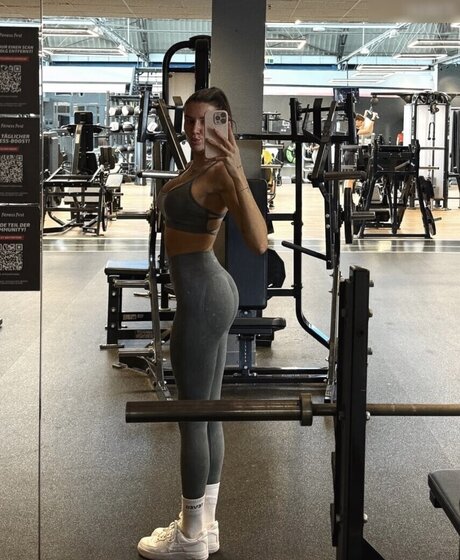 Gerda Lewis estrella desnuda imagen